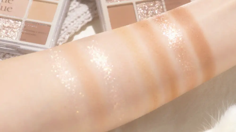 데이지크 미니 섀도우 팔레트 2 colors (밀크라떼/로즈밀크티) 상세페이지 11
