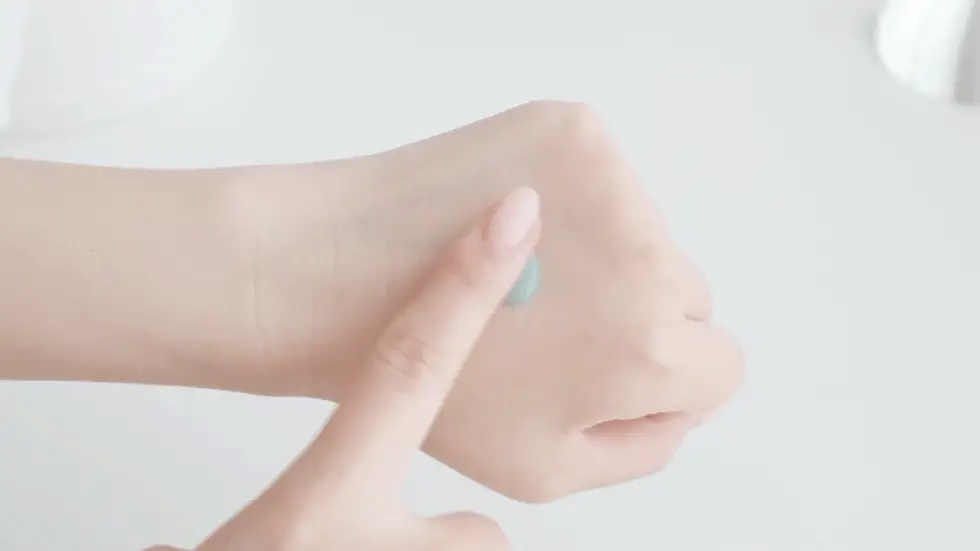 메노킨 30초 글로우 앤 클리어 젤 선크림 50ml 3종택1 상세페이지 29