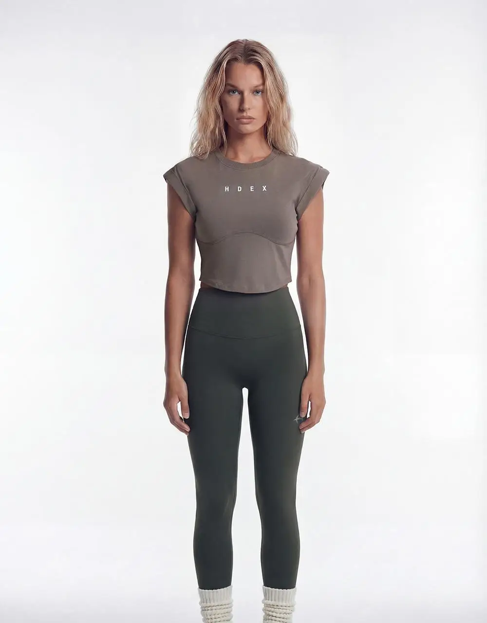 HDEX 마일드 롤업 크롭 슬리브리스 (3colors) 상세페이지 20