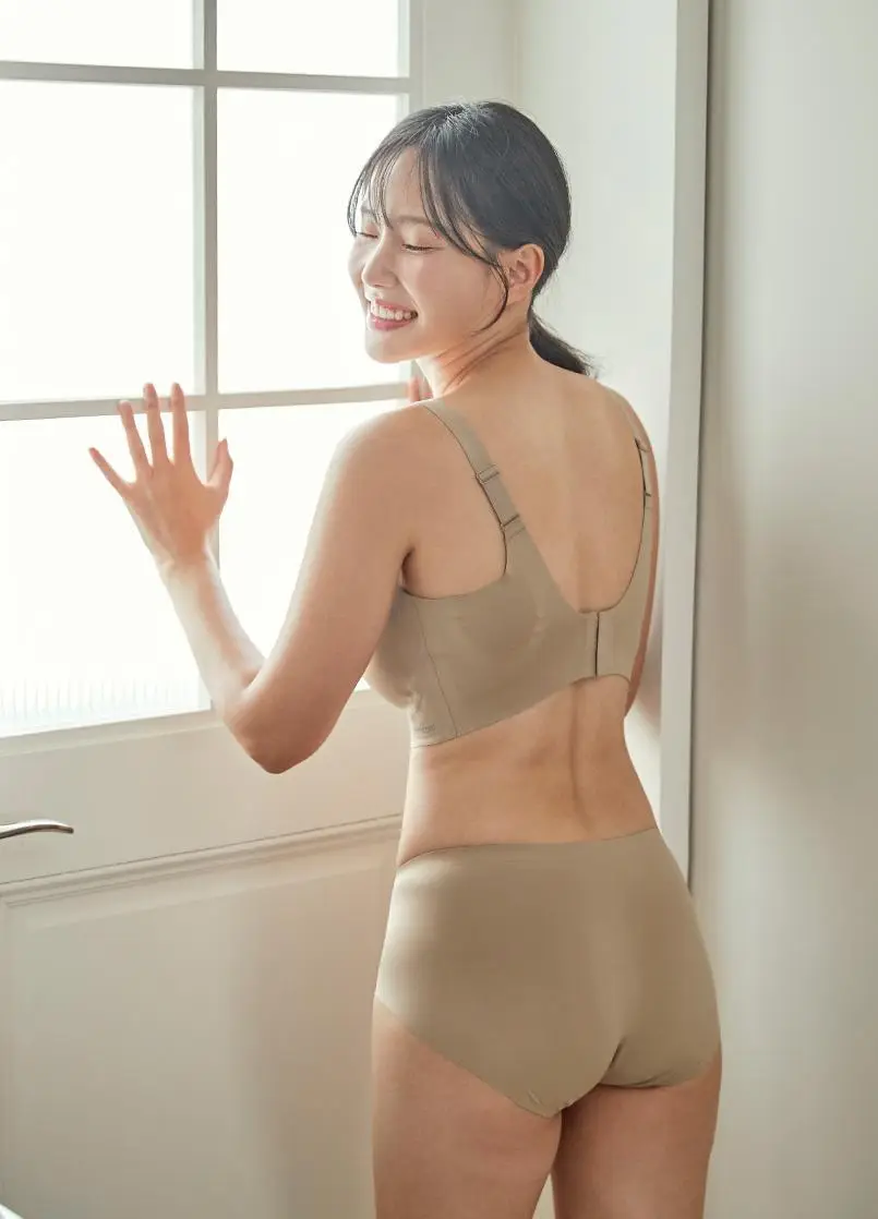 감탄브라 프리미엄 크림 큰컵 후크형 브라 1종 상세페이지 54