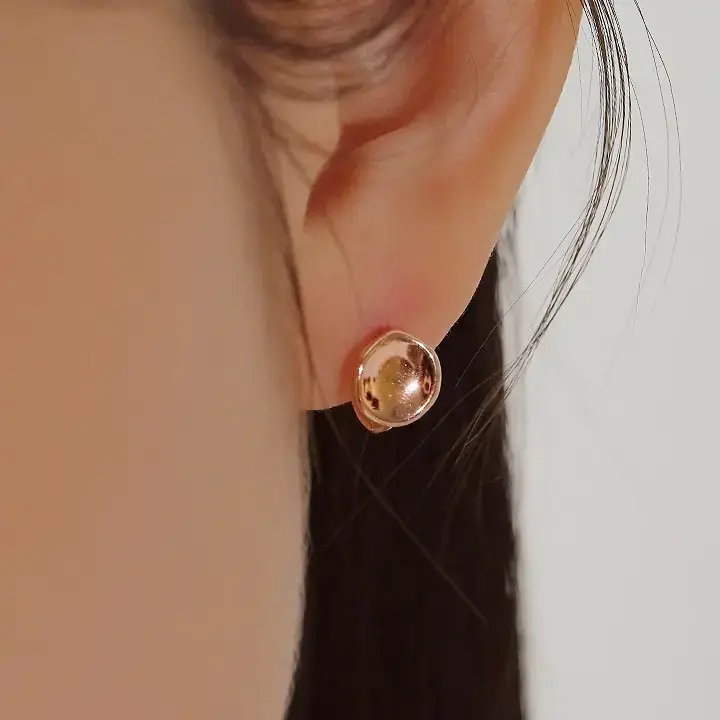 더블유비엘 14k post 루오 라운드 원터치 링귀걸이