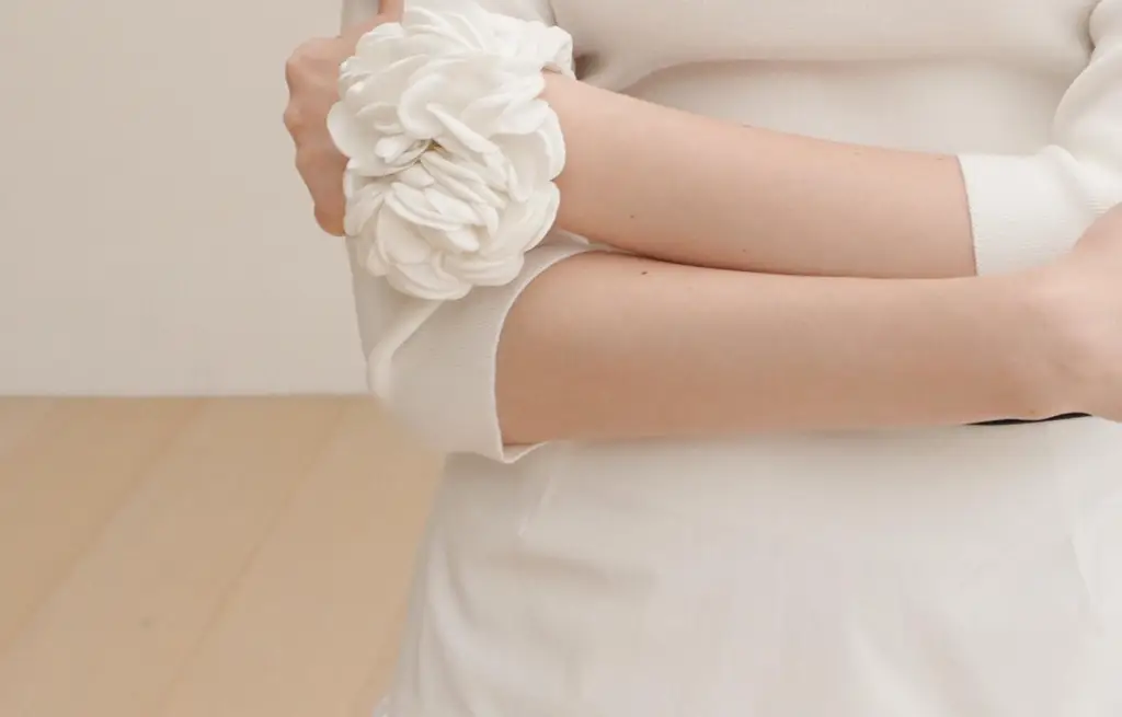 코지모지 화이트 카멜리아 스크런치 상세페이지 4