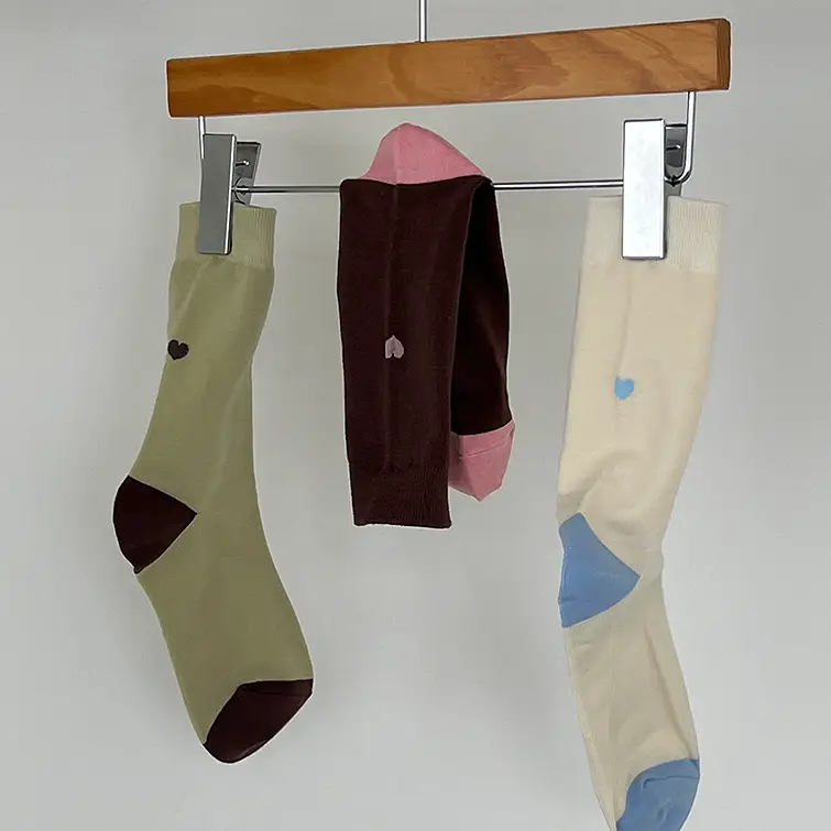 리핏 하트 양말 (3colors)