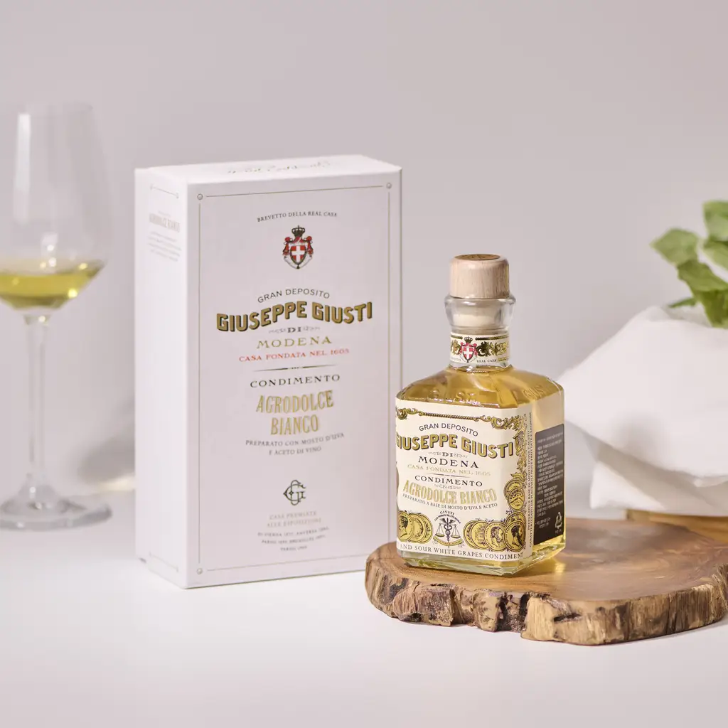 주세페주스티 큐빅 발사믹 250ml 화이트